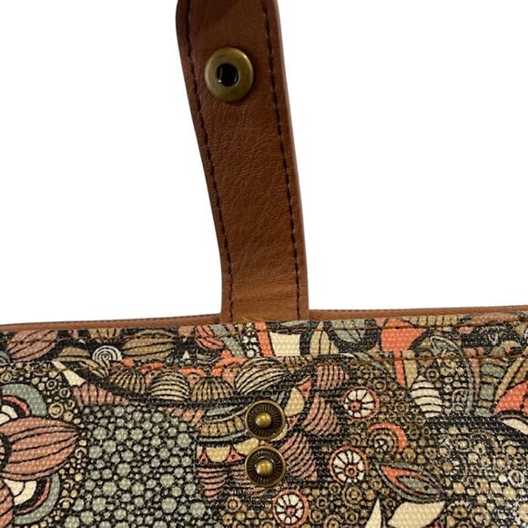 Sakroots Women's Large Siena Artist Circle Crossbody Bag. - Picture 5 of 8